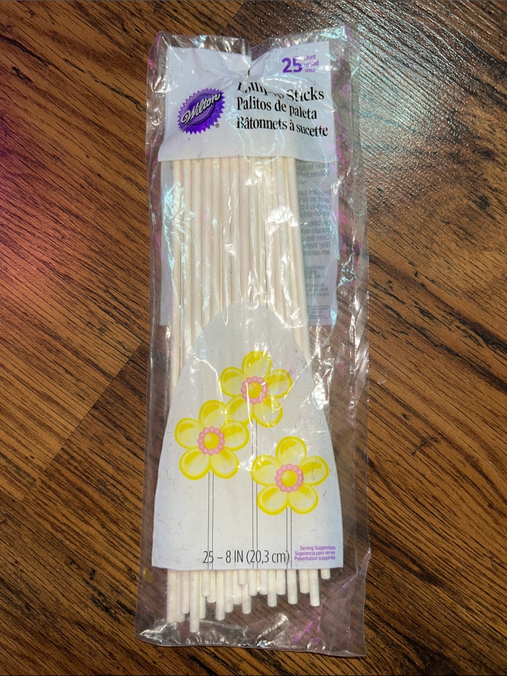 Wilton White Cake Pop Lollipop Sticks - 25 Pack C1.RBk.